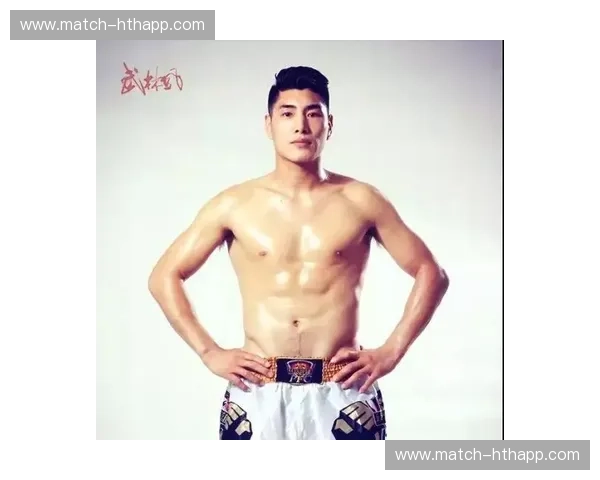 铁拳与钢腿的终极博弈：杨茁vs古拉宾，谁才是搏击擂台上的“唯一真神”？